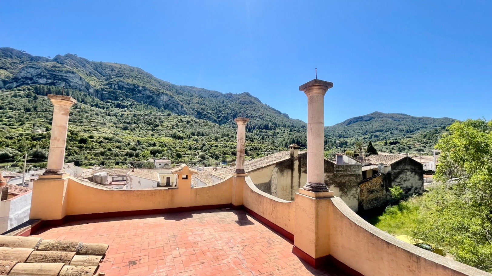Casa de pueblo en venta en Llosa De Camacho