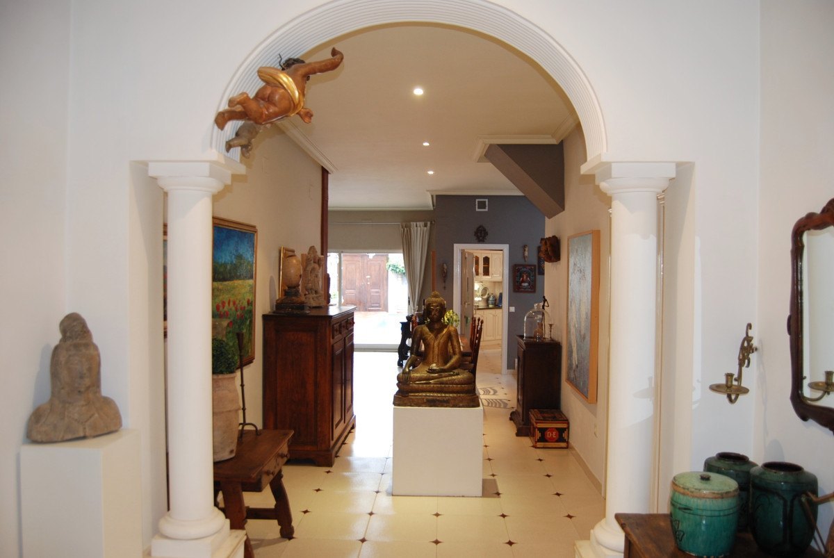 A beautifully restored town house with swimming pool