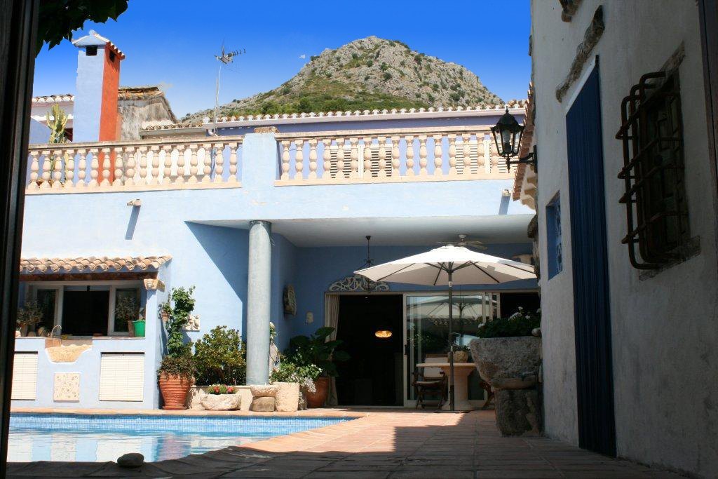 A beautifully restored town house with swimming pool