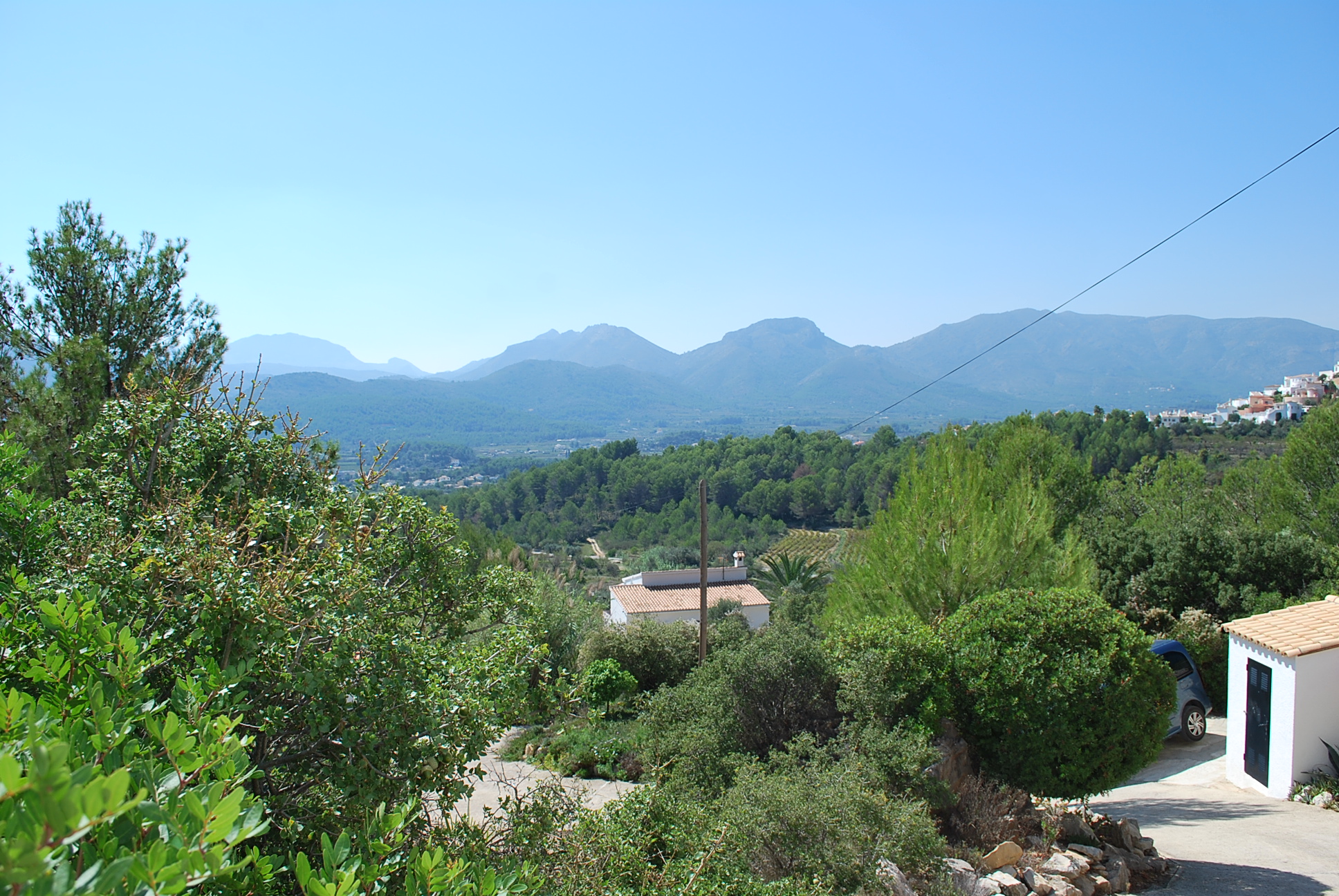 Villa for Sale in Jalon: Extremely private, panoramic views